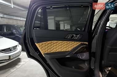 Позашляховик / Кросовер BMW X6 M 2023 в 