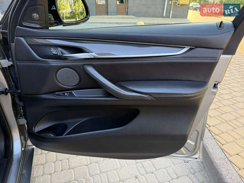 Внедорожник / Кроссовер BMW X6 M 2015 в Киеве
