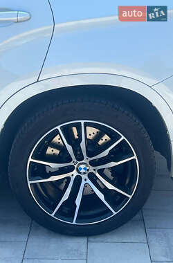 Позашляховик / Кросовер BMW X6 M 2017 в 