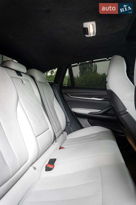Внедорожник / Кроссовер BMW X6 M 2015 в Харькове
