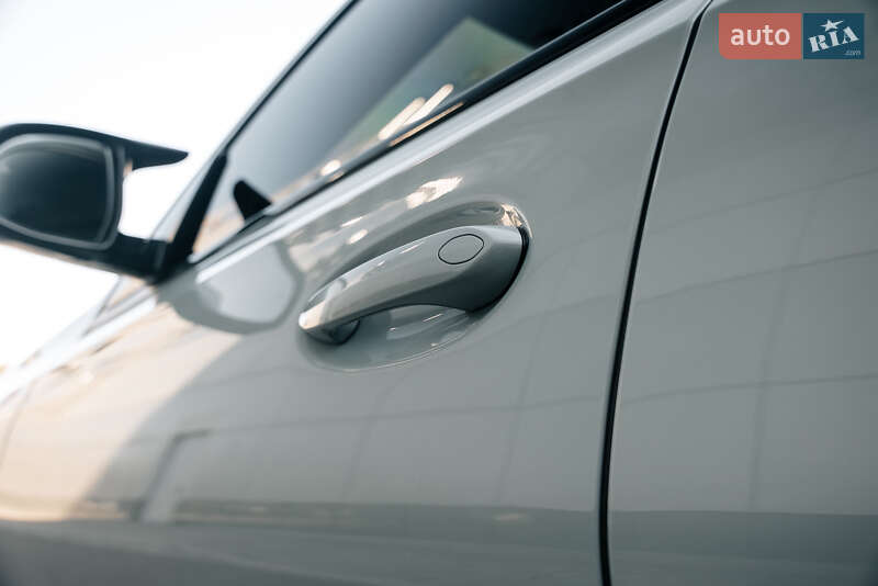 Внедорожник / Кроссовер BMW X6 M 2023 в Киеве фото 23 Внедорожник / Кроссовер BMW X6 M 2023 в Киеве