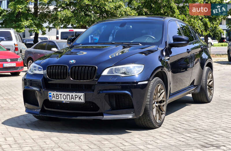 Внедорожник / Кроссовер BMW X6 M 2011 в 