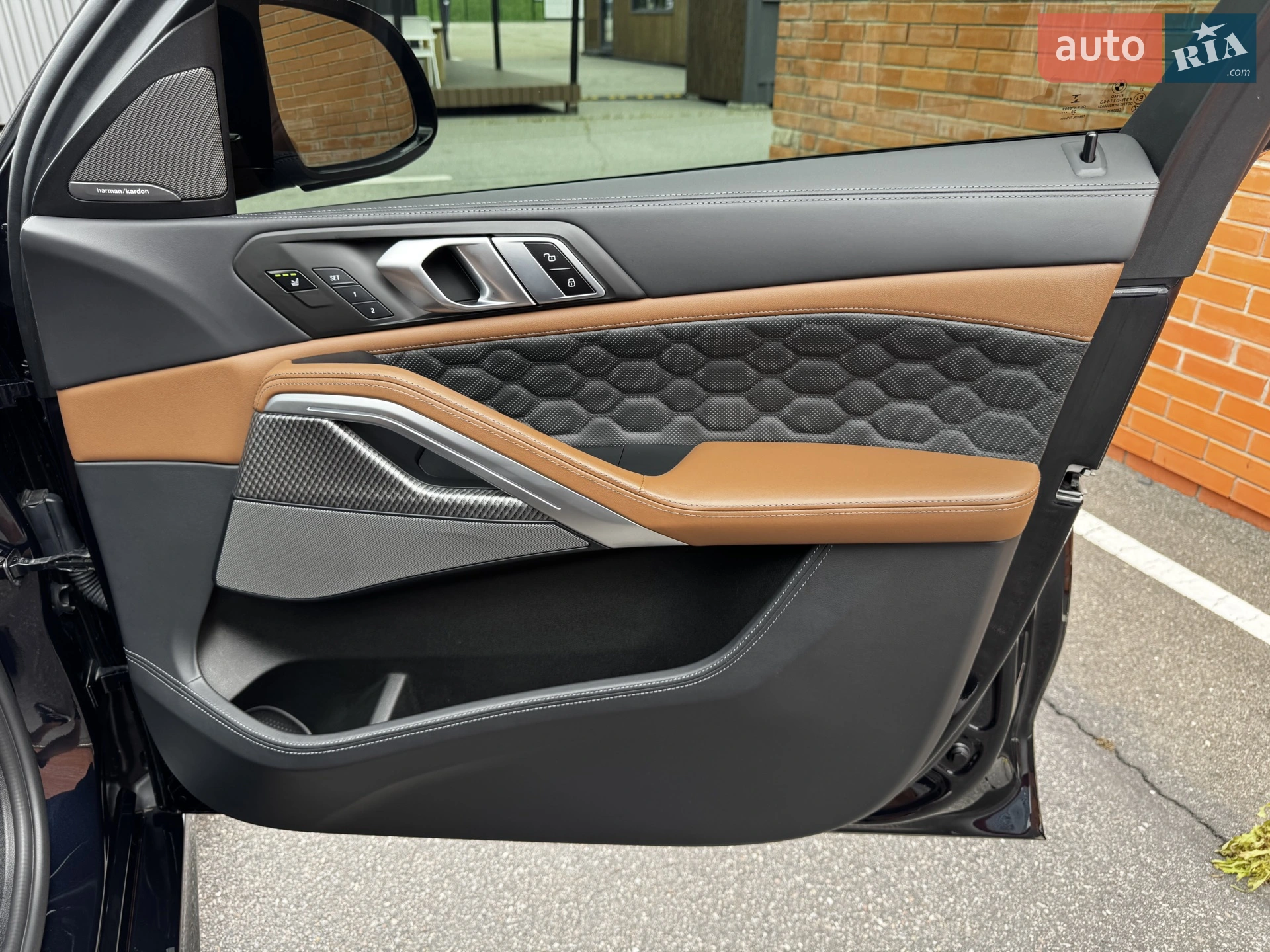 2021 BMW X6 M - мініатюра 63