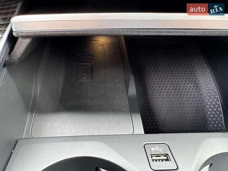 Позашляховик / Кросовер BMW X6 M 2021 в Києві