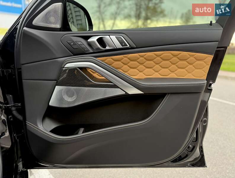 Позашляховик / Кросовер BMW X6 M 2022 в Києві