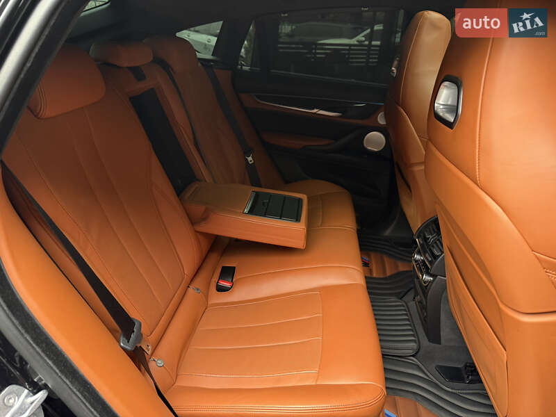 Внедорожник / Кроссовер BMW X6 M 2018 в Киеве фото 56 Внедорожник / Кроссовер BMW X6 M 2018 в Киеве