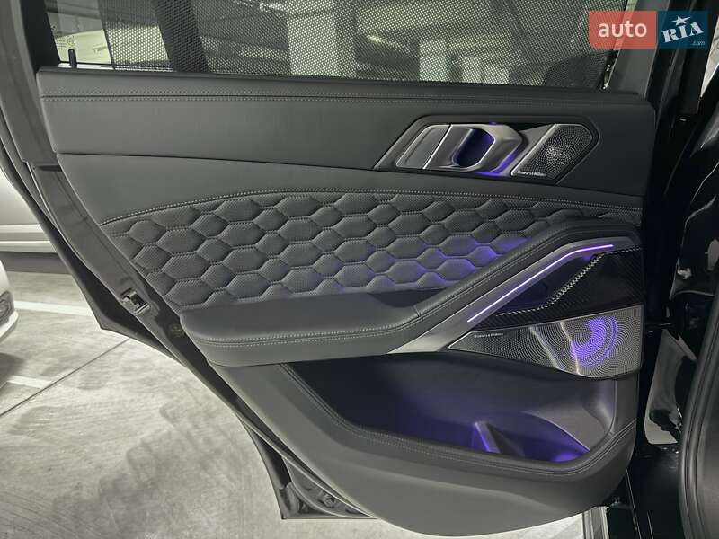 Внедорожник / Кроссовер BMW X6 M 2022 в Днепре фото 30 Внедорожник / Кроссовер BMW X6 M 2022 в Днепре
