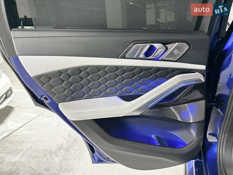 Позашляховик / Кросовер BMW X6 M 2022 в Дніпрі фото 25 Позашляховик / Кросовер BMW X6 M 2022 в Дніпрі