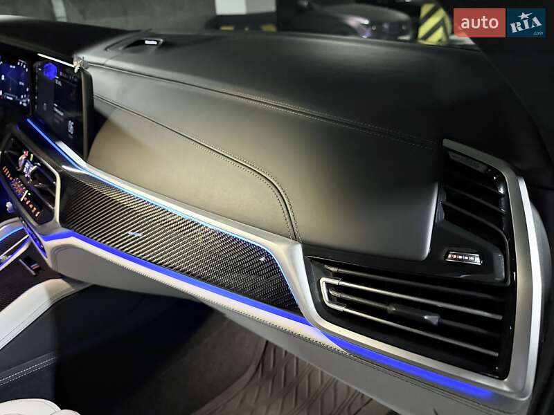 Позашляховик / Кросовер BMW X6 M 2022 в Дніпрі фото 37 Позашляховик / Кросовер BMW X6 M 2022 в Дніпрі