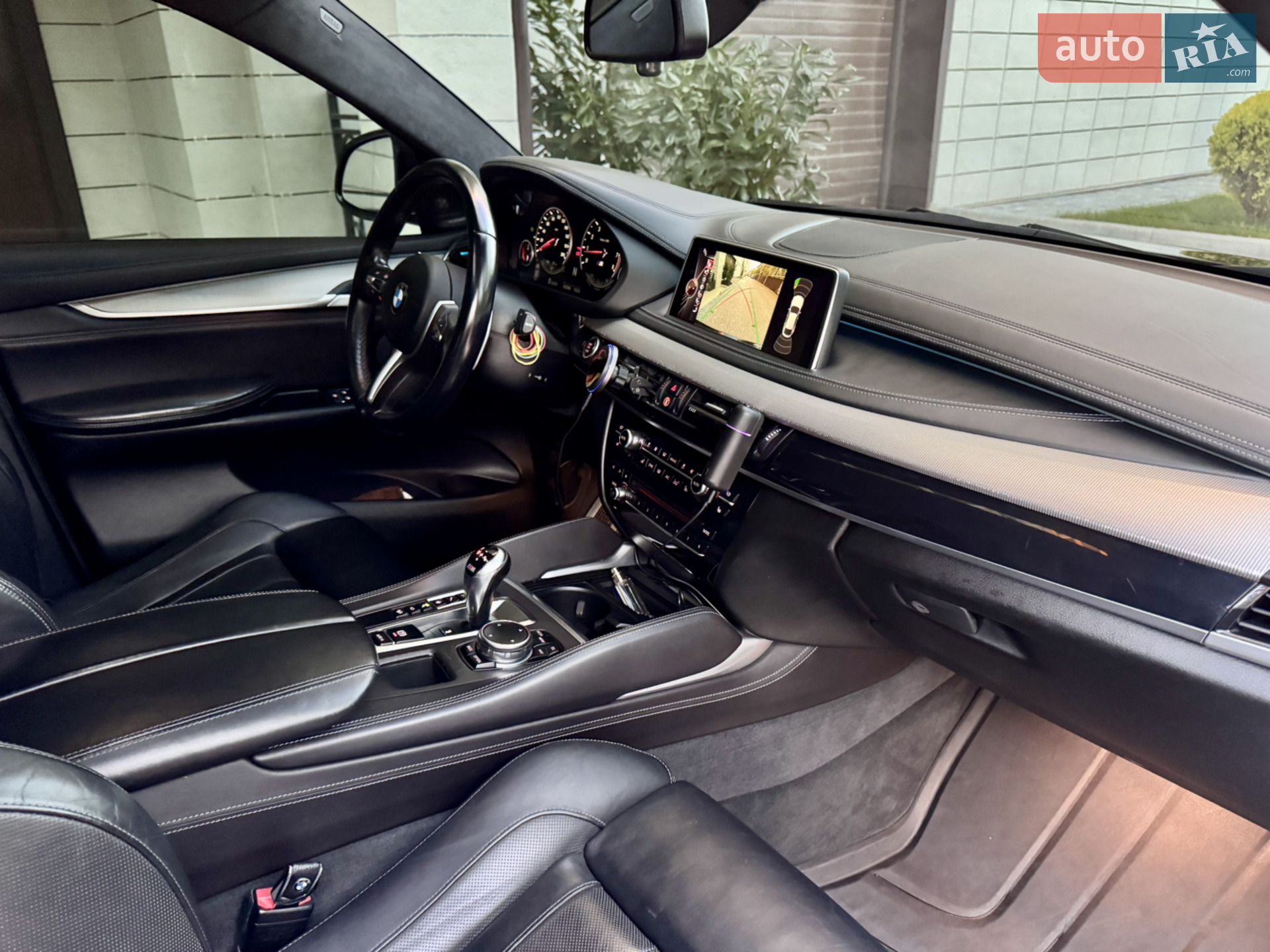 2015 BMW X6 M - мініатюра 91