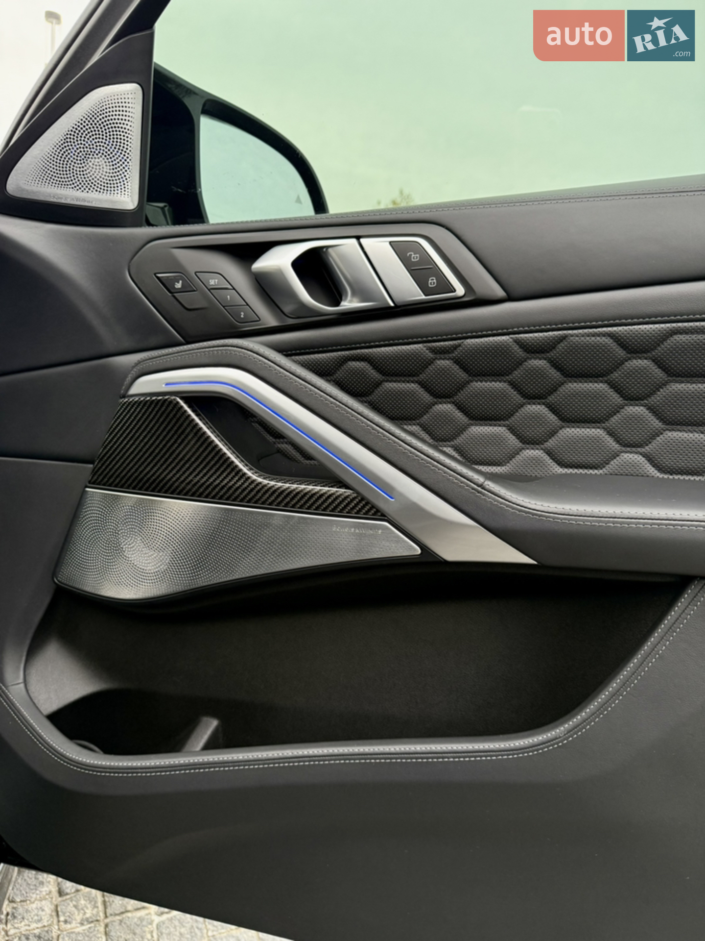2021 BMW X6 M - мініатюра 28