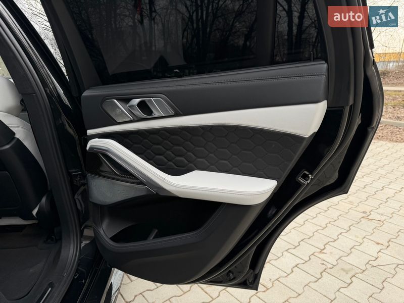 Внедорожник / Кроссовер BMW X6 M 2021 в Тернополе фото 50 Внедорожник / Кроссовер BMW X6 M 2021 в Тернополе