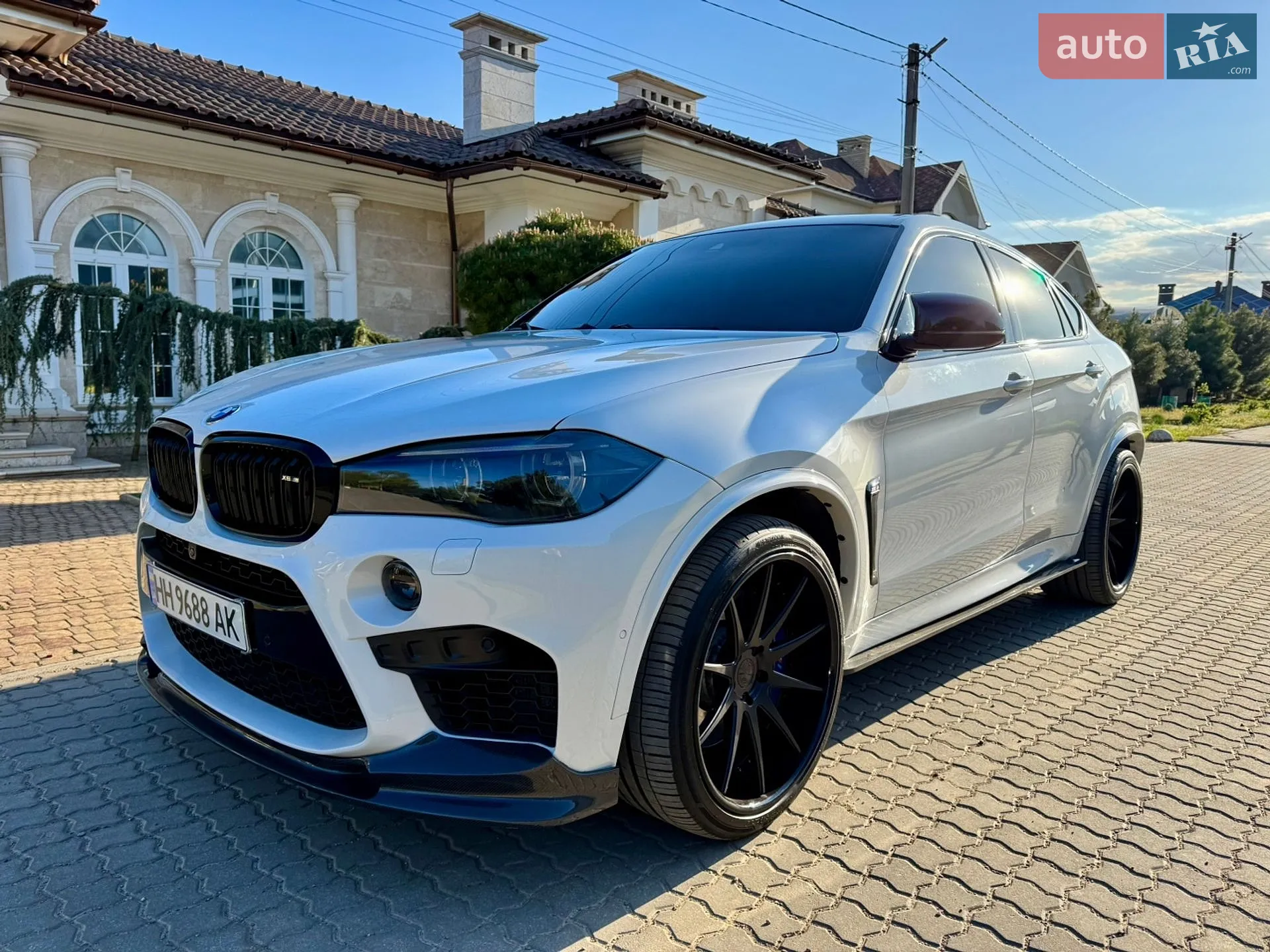 2017 BMW X6 M - мініатюра 3