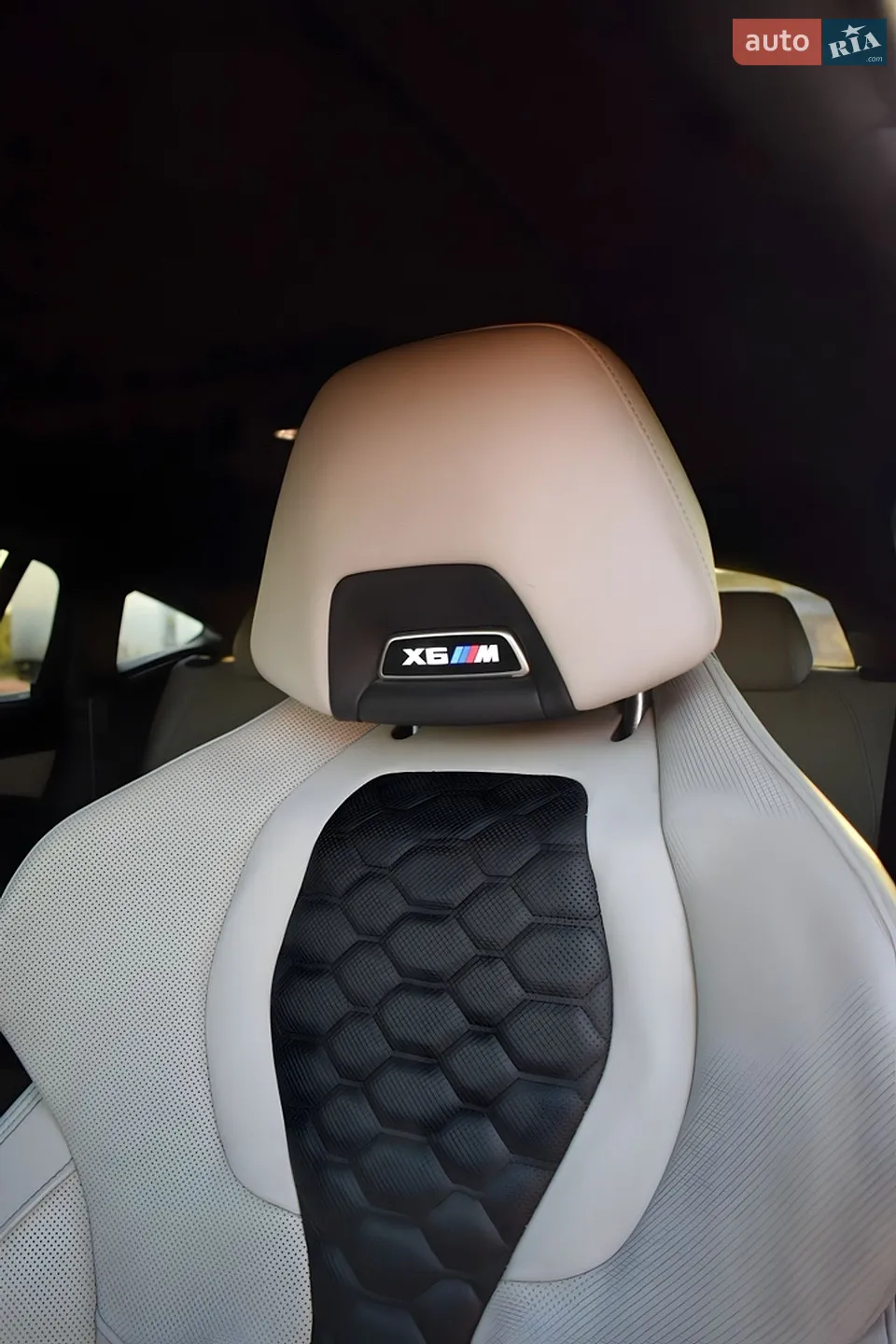 2020 BMW X6 M - мініатюра 12