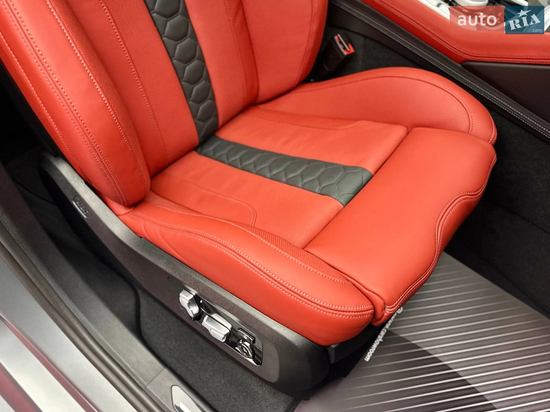 2023 BMW X6 M - мініатюра 67