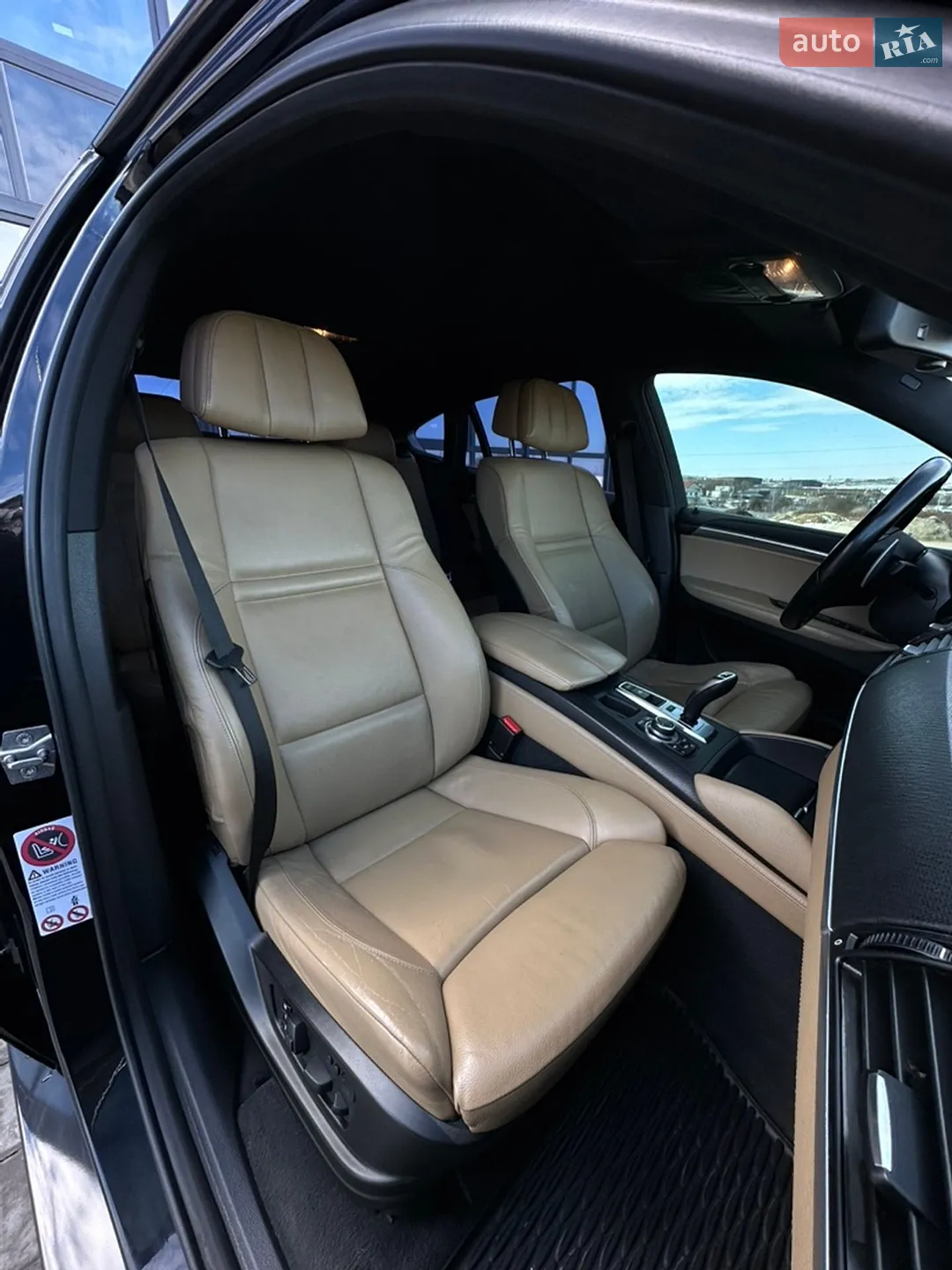 2011 BMW X6 M - мініатюра 46