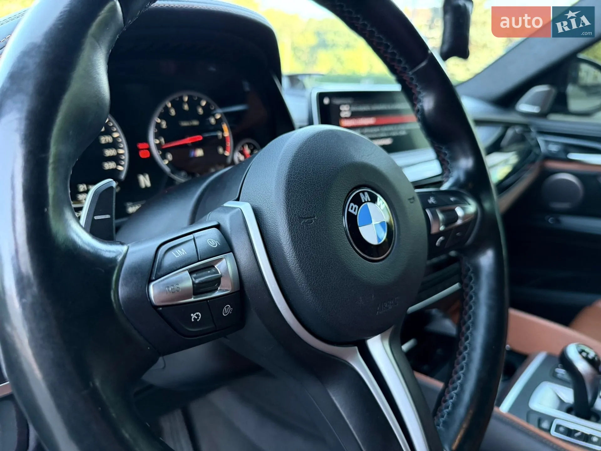 2015 BMW X6 M - мініатюра 79