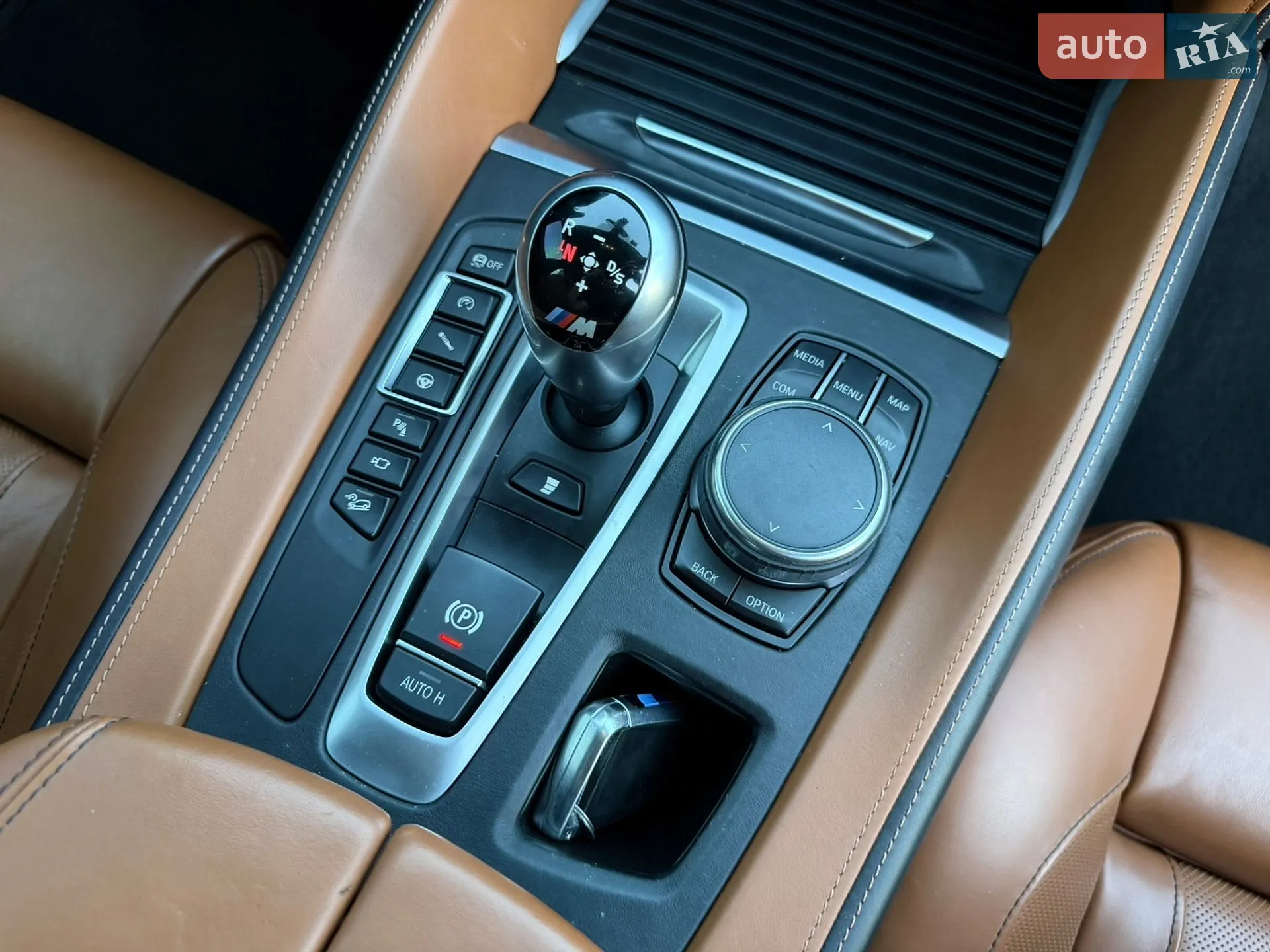2015 BMW X6 M - мініатюра 113