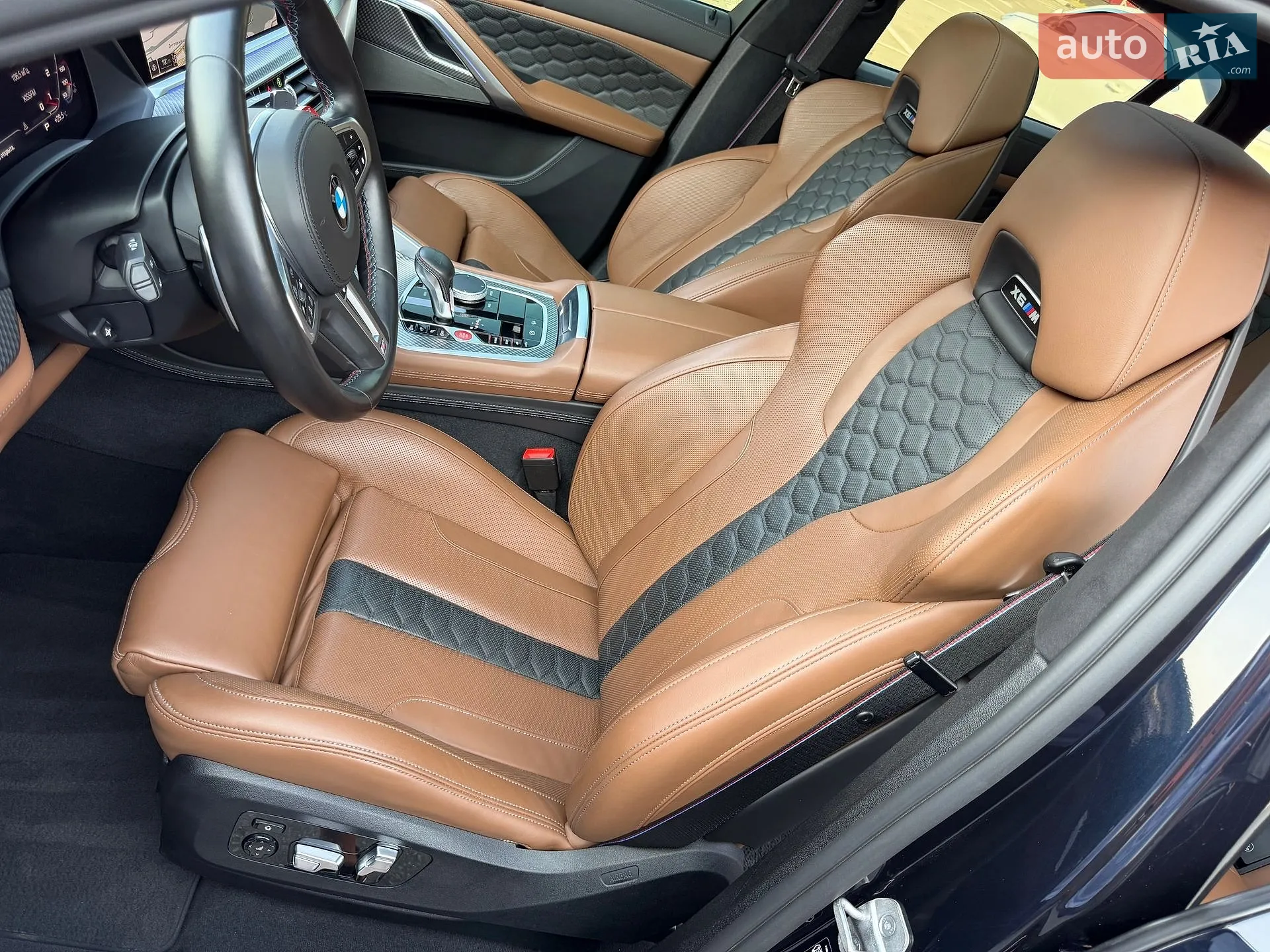 2021 BMW X6 M - мініатюра 47
