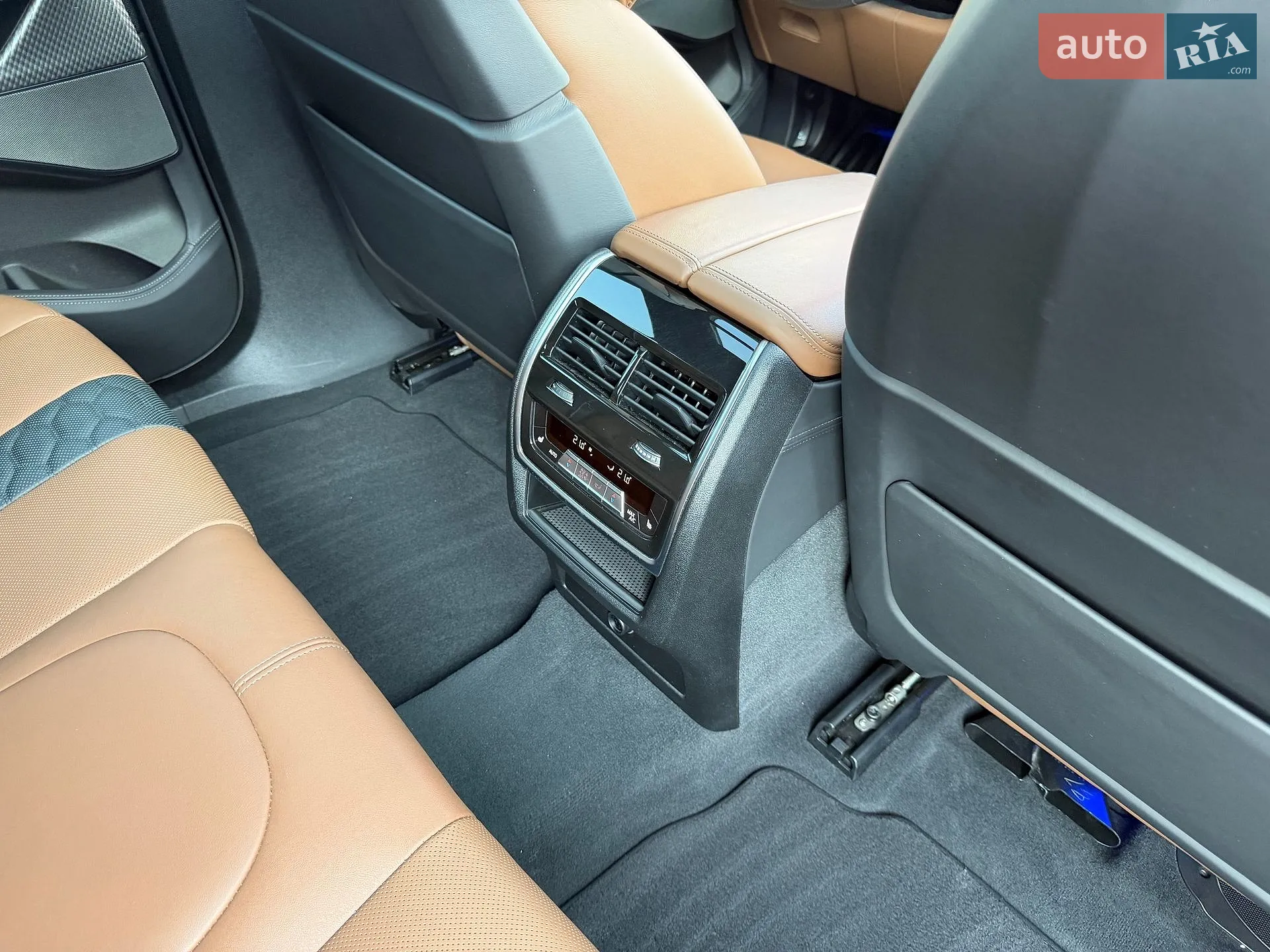 2021 BMW X6 M - мініатюра 80