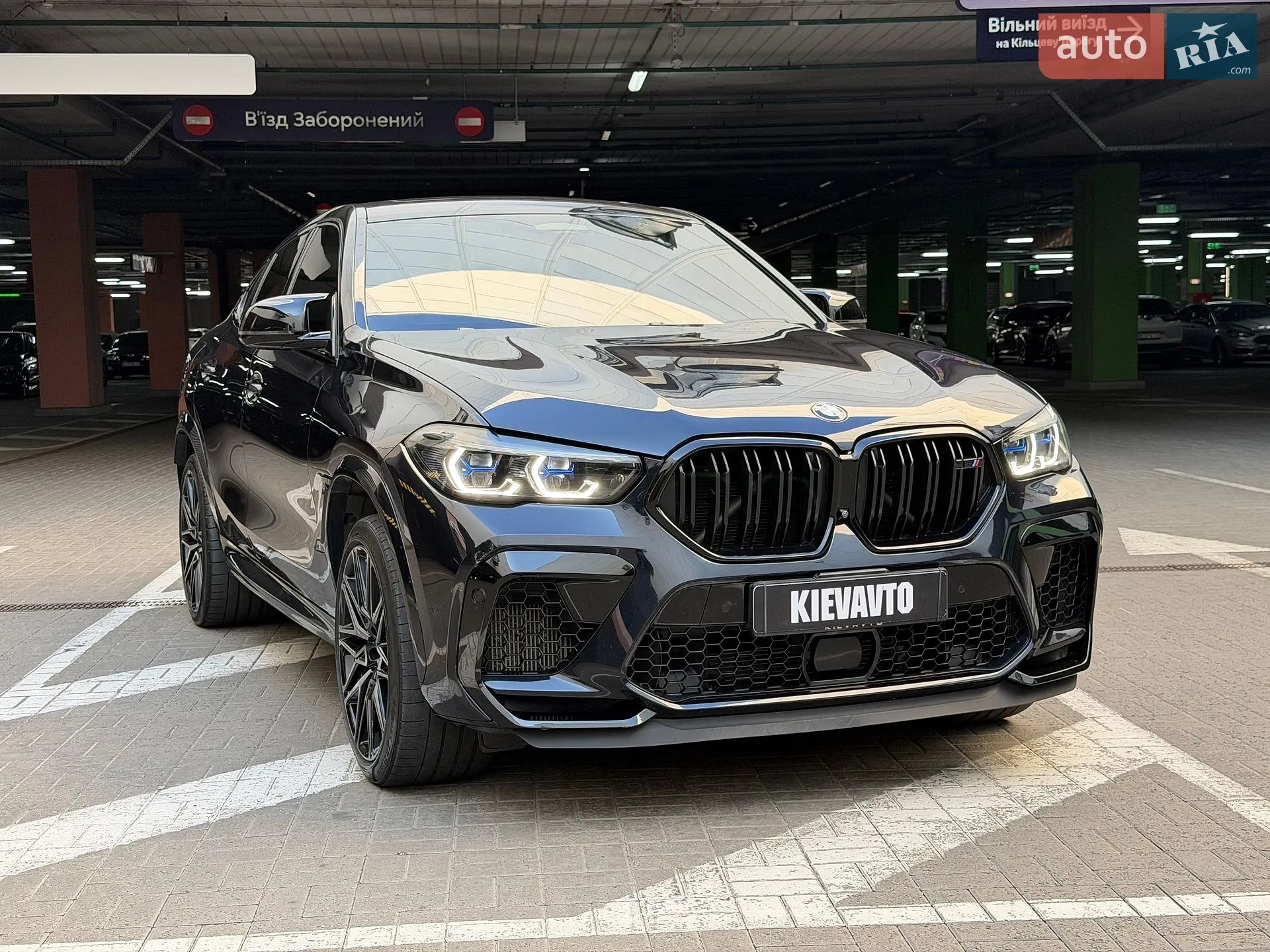 2022 BMW X6 M - мініатюра 3