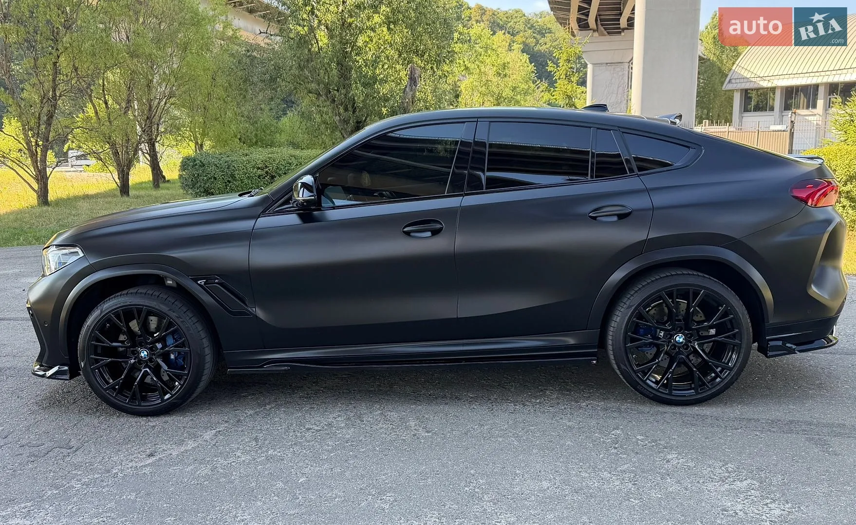 2020 BMW X6 M - мініатюра 3