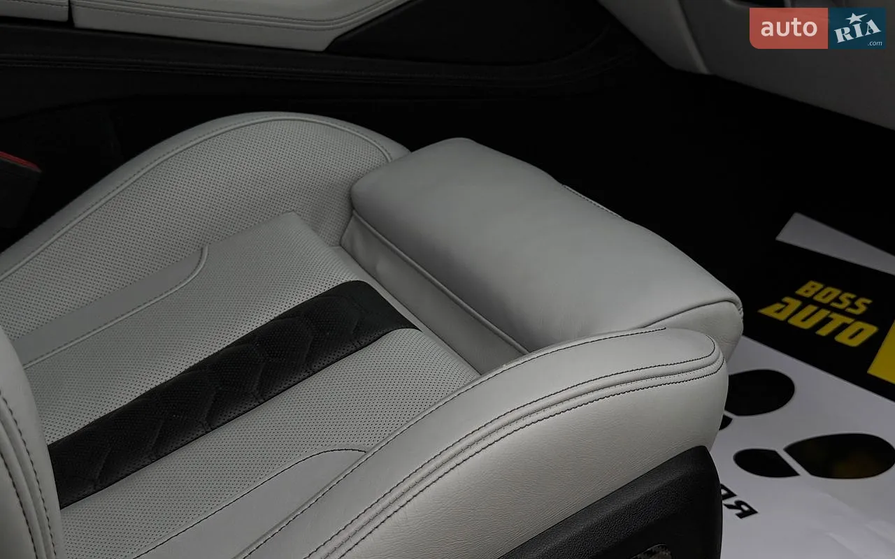 2022 BMW X6 M - мініатюра 38