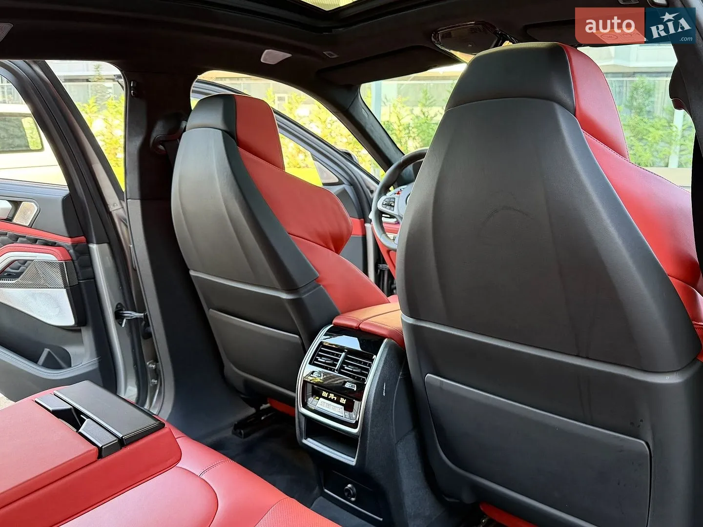 2022 BMW X6 M - мініатюра 47