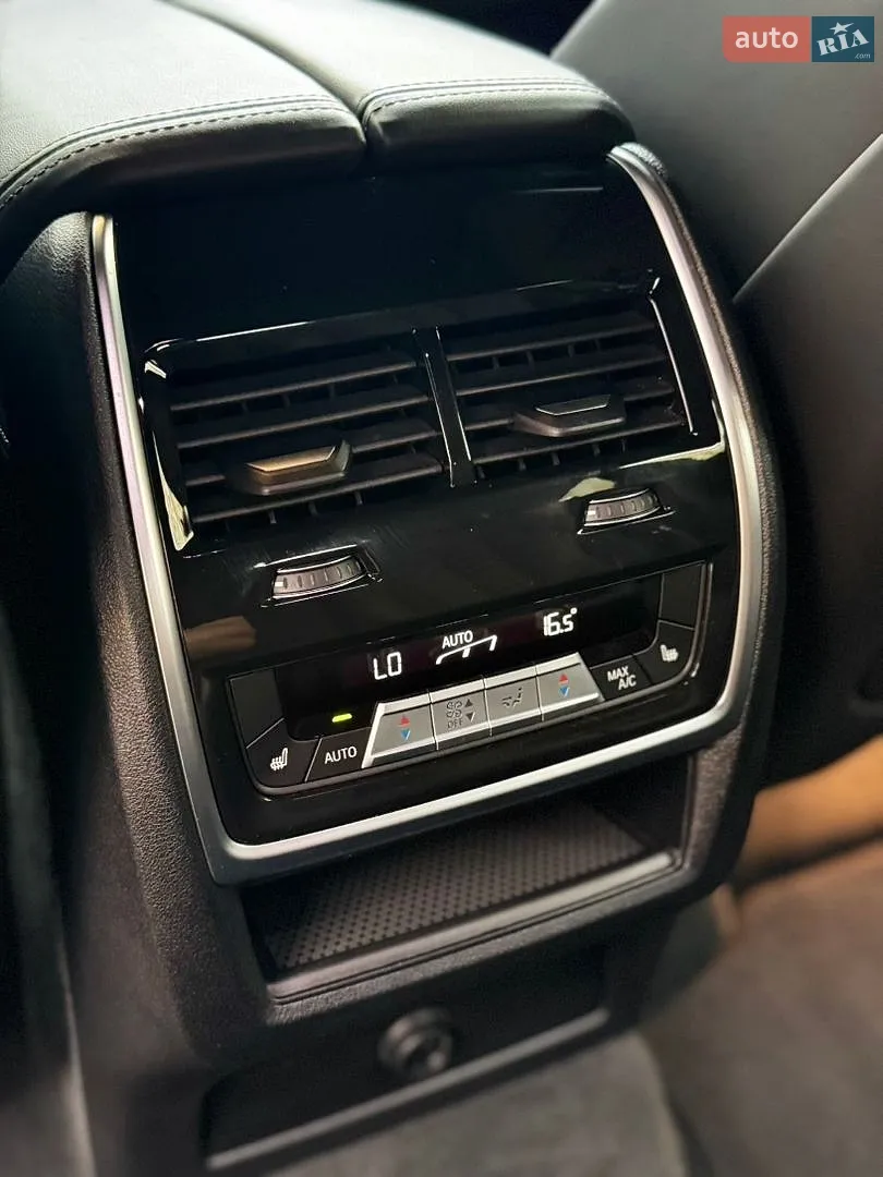 2022 BMW X6 M - мініатюра 39