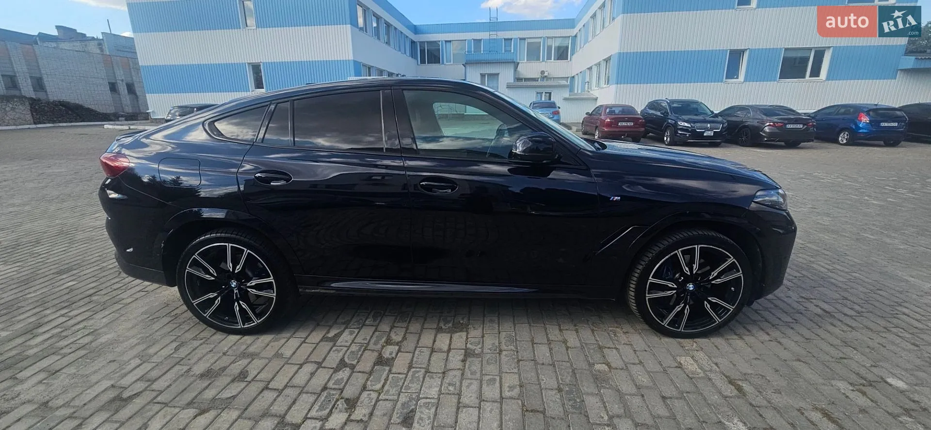 2023 BMW X6 - мініатюра 2