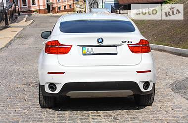 Внедорожник / Кроссовер BMW X6 2010 в Киеве