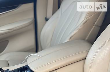 Позашляховик / Кросовер BMW X6 2017 в 