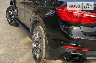 Позашляховик / Кросовер BMW X6 2017 в 