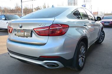 Позашляховик / Кросовер BMW X6 2017 в 