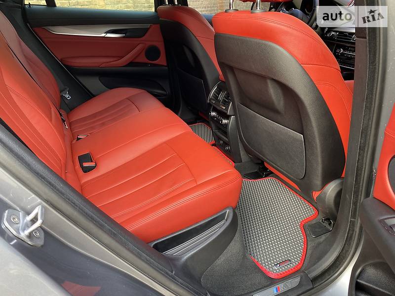 Позашляховик / Кросовер BMW X6 2016 в Чернівцях