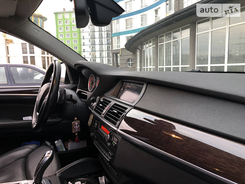 Позашляховик / Кросовер BMW X6 2008 в Івано-Франківську