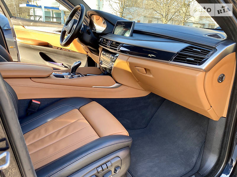 Внедорожник / Кроссовер BMW X6 2015 в Киеве