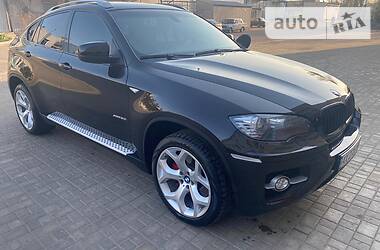 Позашляховик / Кросовер BMW X6 2011 в 