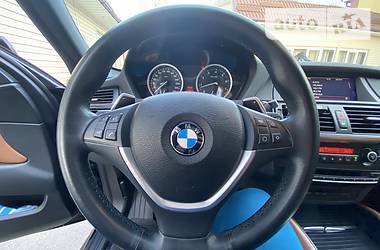 Позашляховик / Кросовер BMW X6 2011 в 