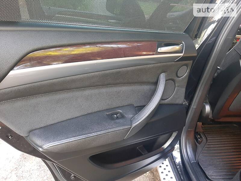 Позашляховик / Кросовер BMW X6 2010 в Львові фото 10 Позашляховик / Кросовер BMW X6 2010 в Львові