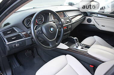 Позашляховик / Кросовер BMW X6 2014 в 