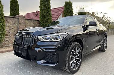 Позашляховик / Кросовер BMW X6 2021 в 