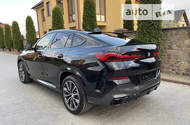 Позашляховик / Кросовер BMW X6 2021 в 