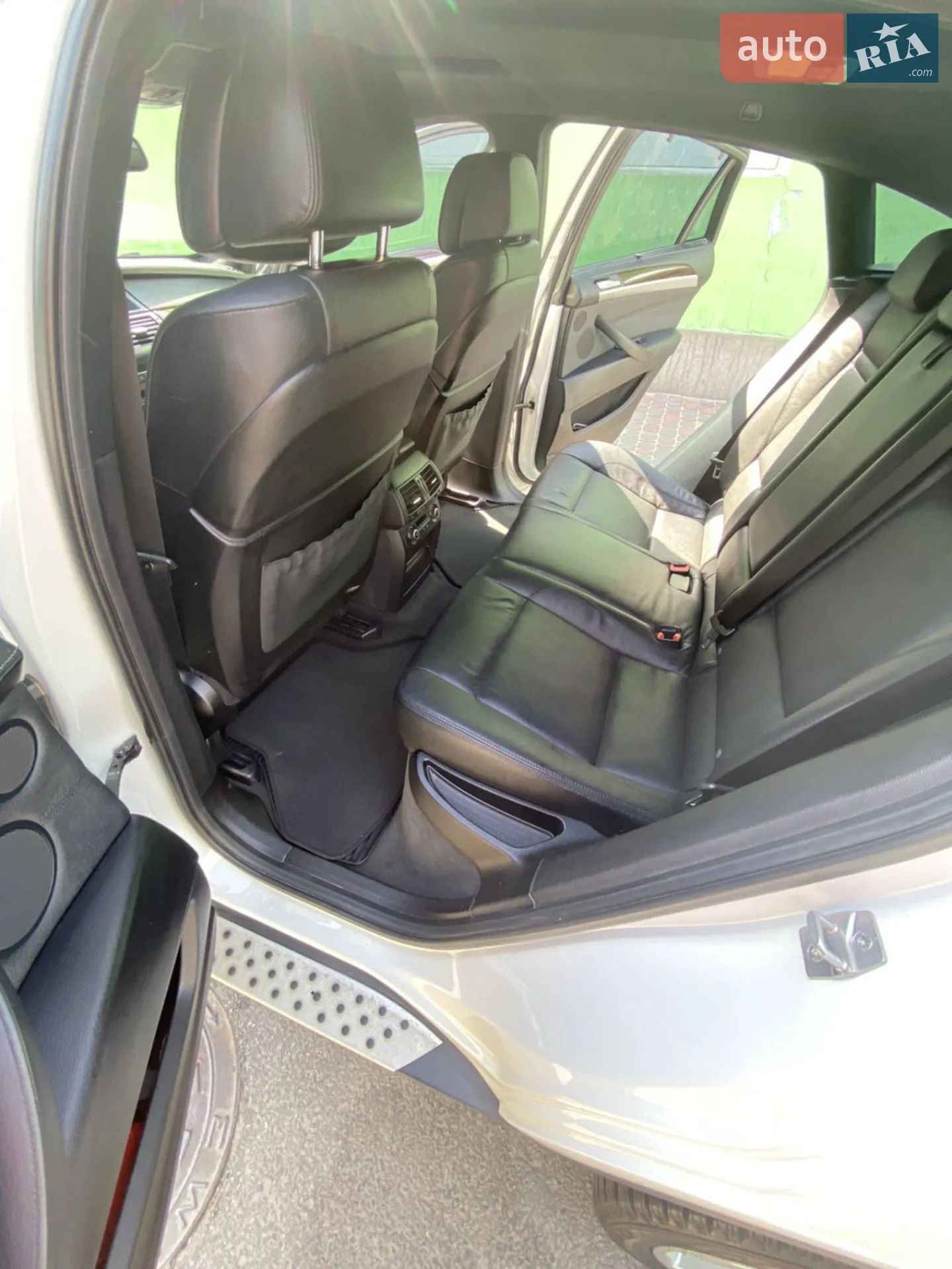 2011 BMW X6 - мініатюра 9