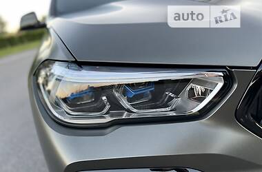 Позашляховик / Кросовер BMW X6 2021 в 