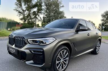 Позашляховик / Кросовер BMW X6 2021 в 