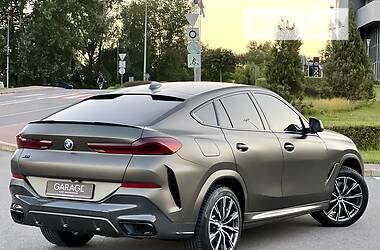 Позашляховик / Кросовер BMW X6 2021 в 