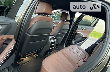 Позашляховик / Кросовер BMW X6 2021 в 