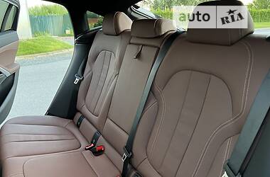 Позашляховик / Кросовер BMW X6 2021 в 
