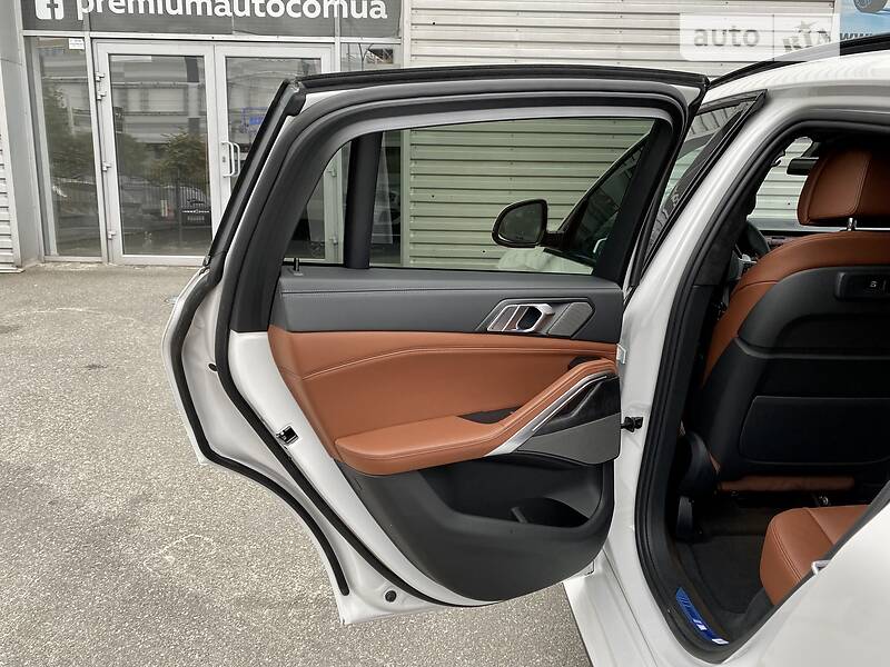 Внедорожник / Кроссовер BMW X6 2022 в Киеве